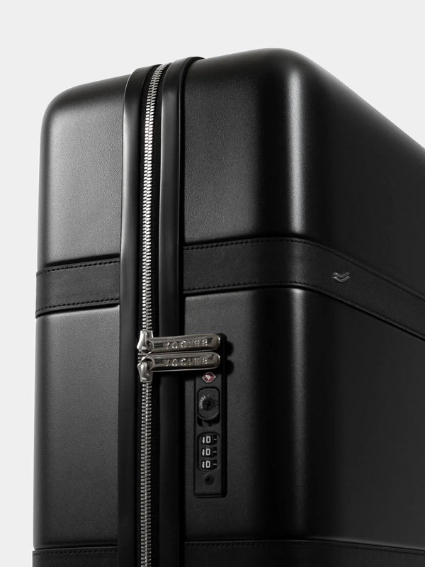 Vocier Vantage P55 Black Carry-On Suitcase