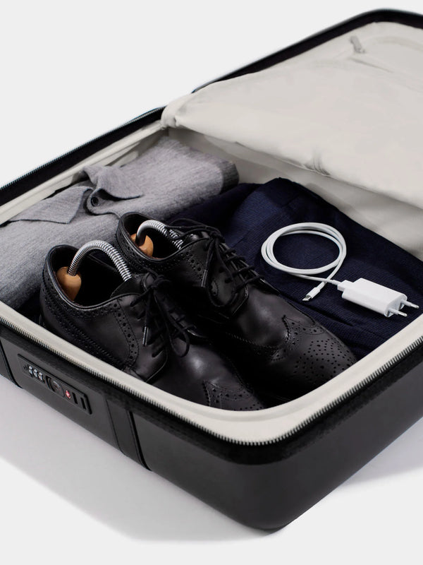 Vocier Vantage P55 Black Carry-On Suitcase